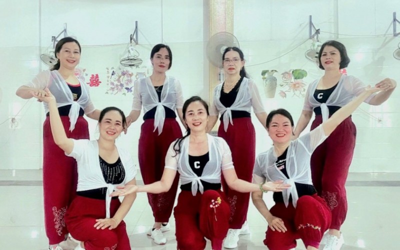 TẶNG 7 CHÚ CHUỘT - THƠ THANH TÚ NGUYỄN 