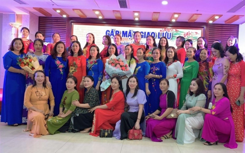 Tiếng Thơ Lòng Hội Khóa Quê Nhà – Thanh Tú Nguyễn