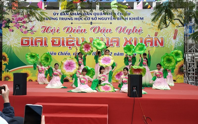 Xuân Đến - Thơ từ Thanh Tú Nguyễn